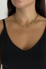Cargar imagen en el visor de la galería, Collar cadena dorada
