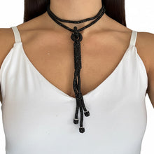 Cargar imagen en el visor de la galería, Collar largo negro
