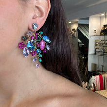 Cargar imagen en el visor de la galería, Caravanas "Rama" fucsia azul y violeta
