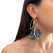 Cargar imagen en el visor de la galería, Caravanas rosas invertidas
