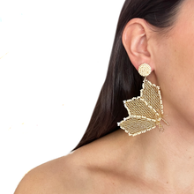 Cargar imagen en el visor de la galería, Caravanas flores tramadas
