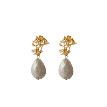 Cargar imagen en el visor de la galería, Cravanas con gota de piedra
