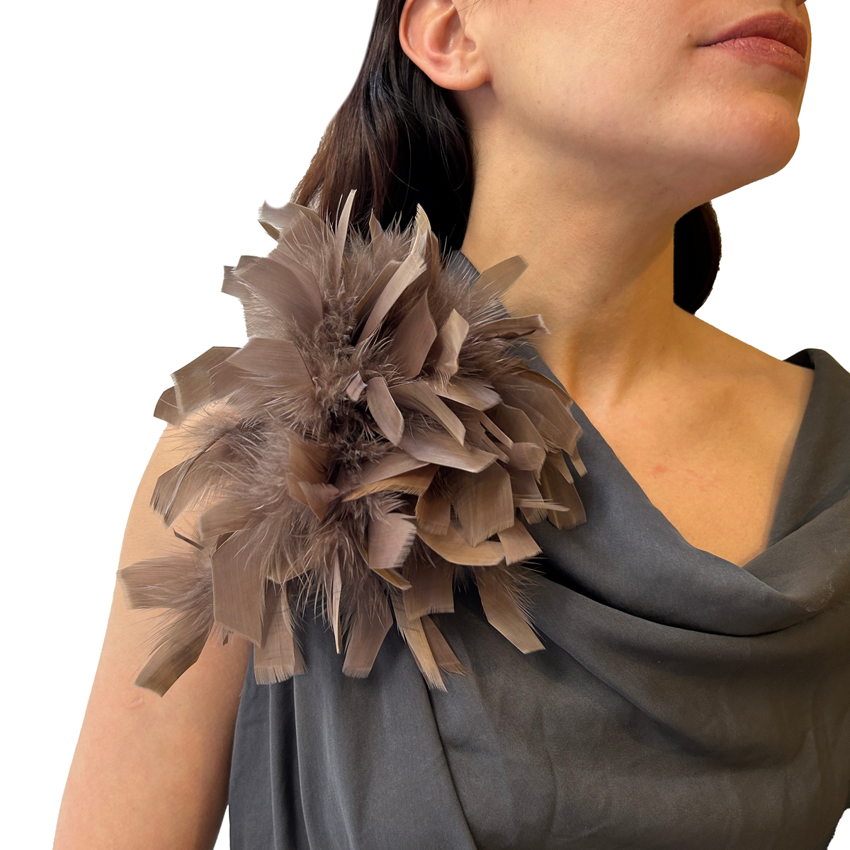 Broche maxi de plumas, vista 4 – Fahoma