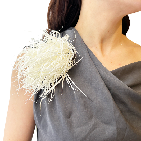 Broche de tela con volumen, vista 2 – Fahoma