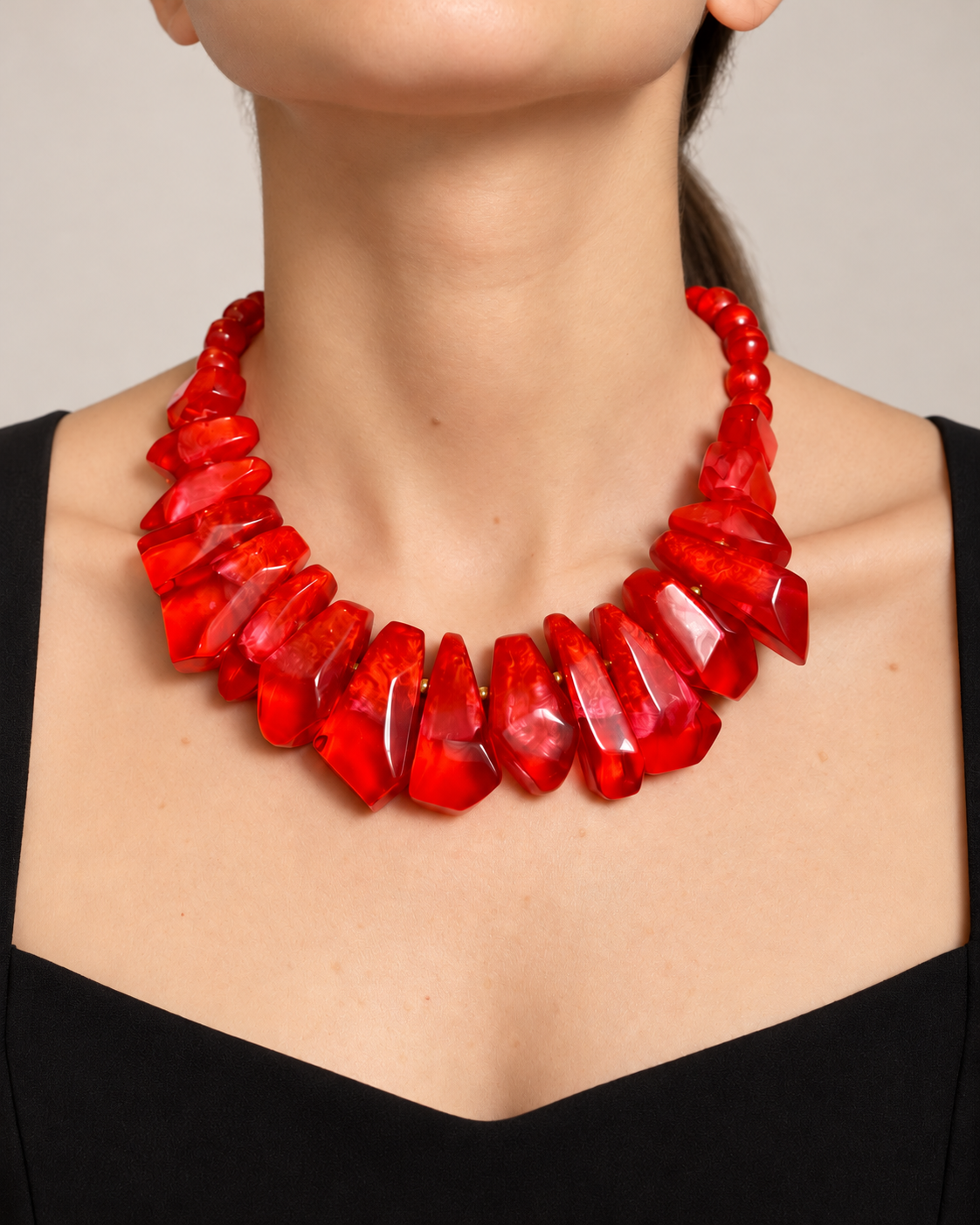 Collar resina tipo cristal rojo