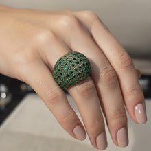 Cargar imagen en el visor de la galería, Anillo verde polvo de brillante
