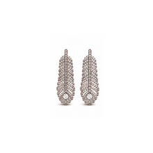 Cargar imagen en el visor de la galería, Caravanas plumas de zirconia
