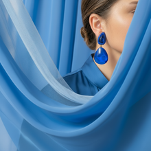 Cargar imagen en el visor de la galería, Caravanas gota azul
