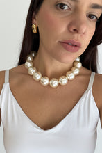 Cargar imagen en el visor de la galería, Collar perlones
