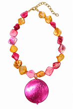 Cargar imagen en el visor de la galería, Collar fucsia y naranja
