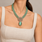 Collar verde agua con dije