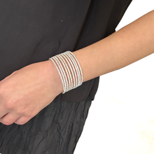 Cargar imagen en el visor de la galería, Pulsera mil vueltas de strass
