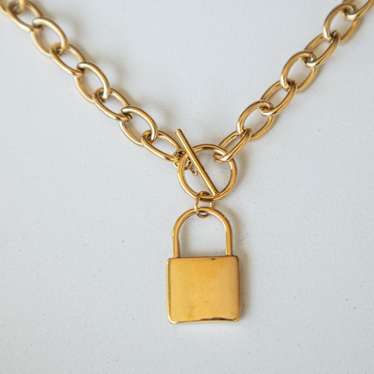 Collar de candado corto, vista 2 – Fahoma