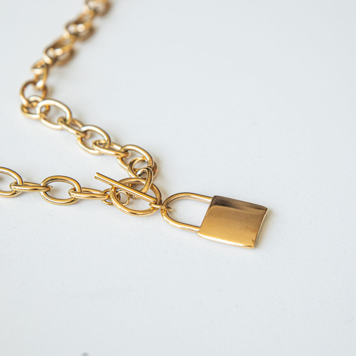 Collar de candado corto, vista 3 – Fahoma