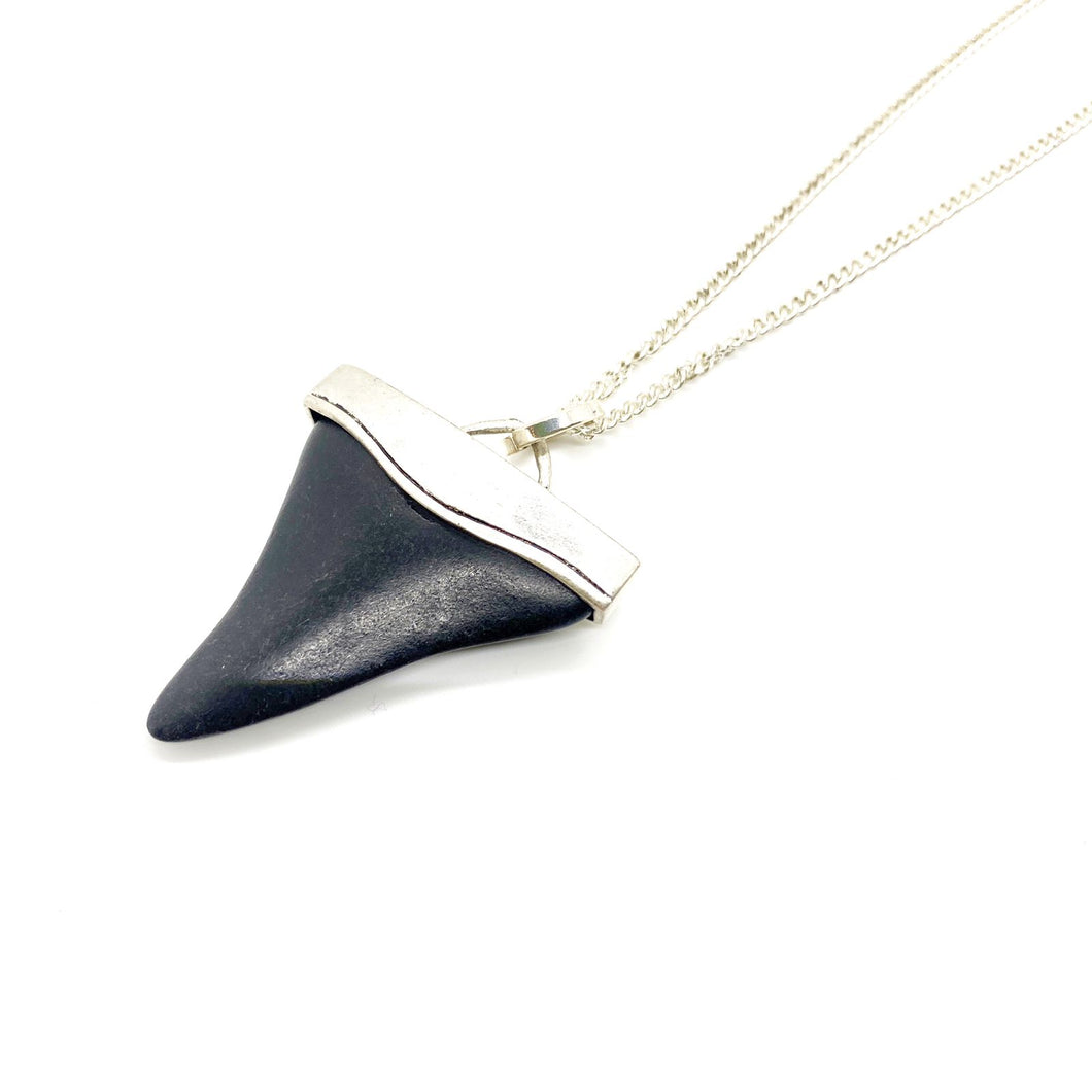 Collar dije diente de leon - Fahoma.uy